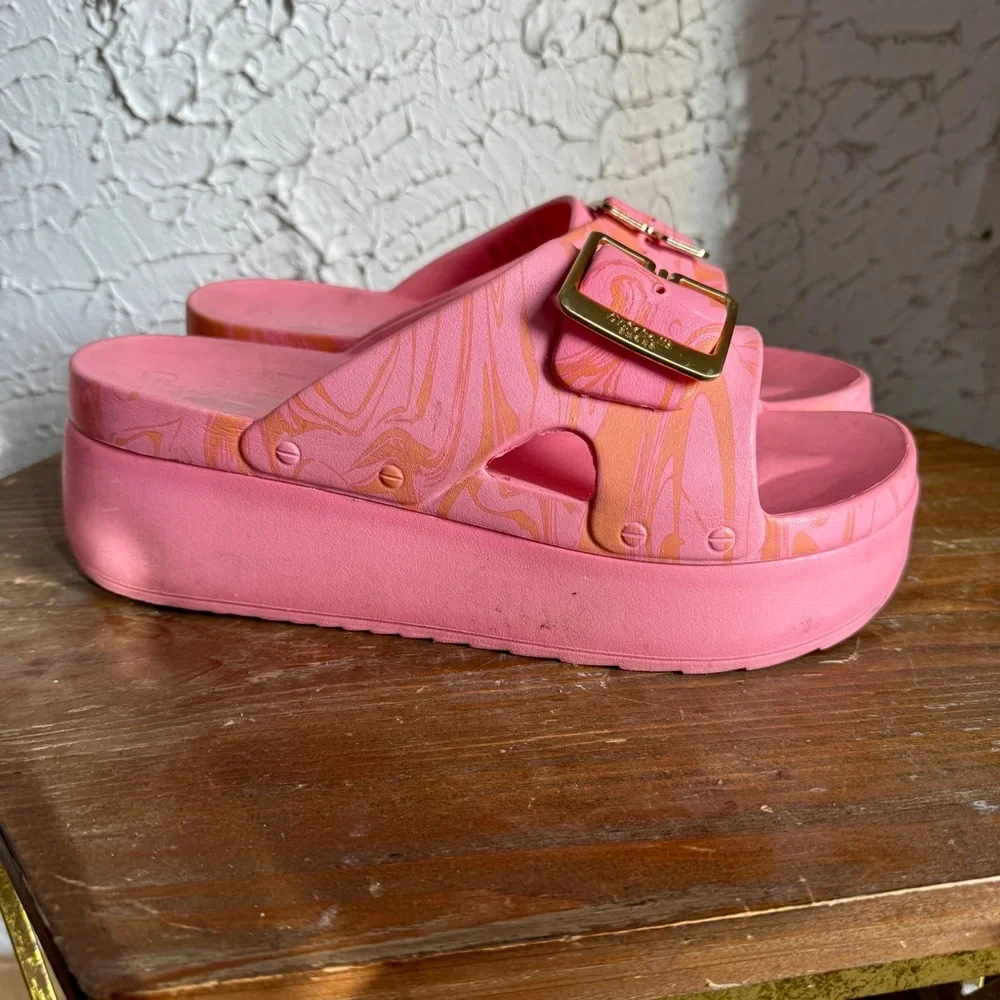 Dr. Scholl's Pink Platform Slide Sandals with Gold Buckle - Picture 3 of 6
